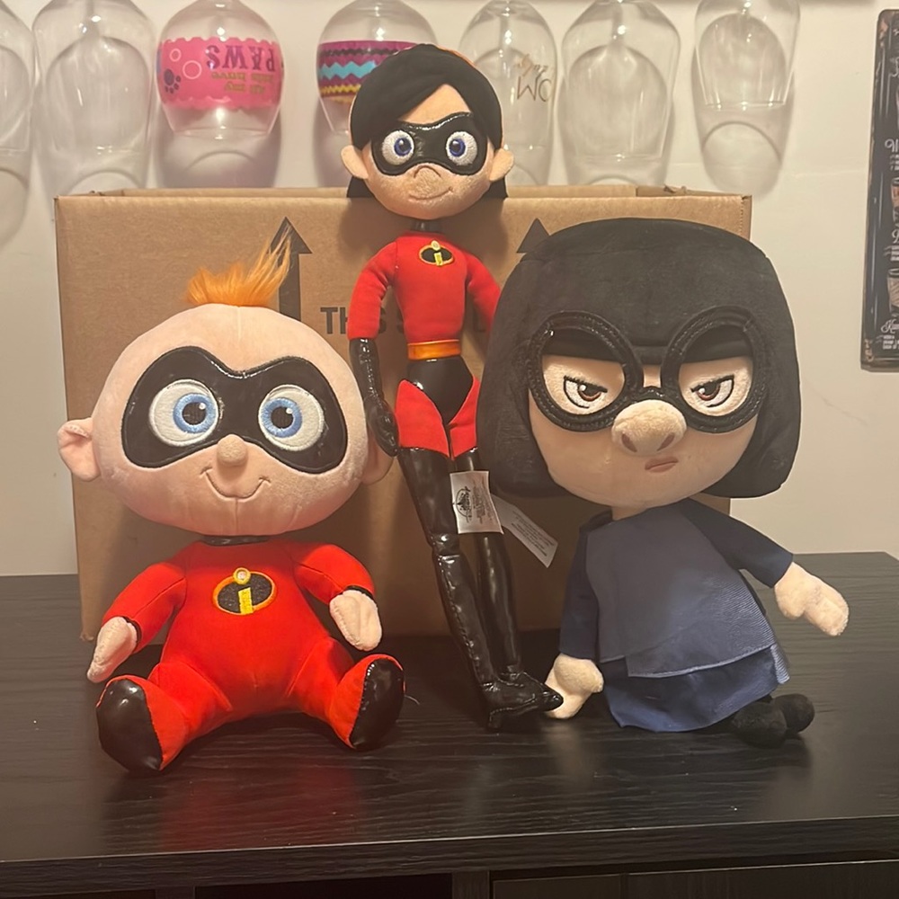 Disney plush Edna violet and jack jack the incredibles